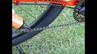 Como lubrificar corretamente a corrente da sua bike [upl. by Itnahs]