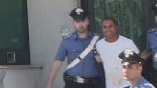 Marano NA  Arrestato Davide Francescone del clan degli Scissionisti 160612 [upl. by Lyram]