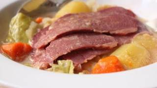 Coconut Milk Corned Beef and Cabbage  Corned Beef Cooked in Coconut Milk and Red Curry [upl. by Ellerehs]