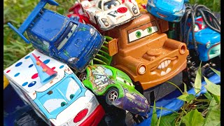 Clean Muddy Mini Cars amp Disney Car Convoy Play In The River [upl. by Phoebe]