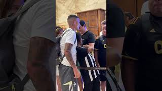 GALO no RIO DE JANEIRO TIME de GABRIEL MILITO chega na CIDADE da FINAL DA COPA DO BRASIL [upl. by Acilgna]