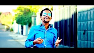 Abenet Girma  Yarebiya Duneyaያረቢያ ዱንያ  New Ethiopian Music 2017Official Video [upl. by Ahsinnod]