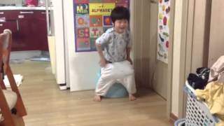 서준이의 배변훈련 두번째potty training [upl. by Wilder]