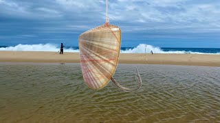 APRENDA esse TRUQUE na PESCARIA de PRAIA e volte para casa com o balde cheio de peixes [upl. by Ettenad407]