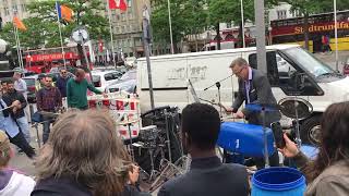 Street art drumming music art music drums streetart 50cent indaclub hamburg hauptbahnhof [upl. by Kattie]