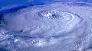 Scientists are pushing for a Category 6 on the hurricane scale Heres why [upl. by Swarts]