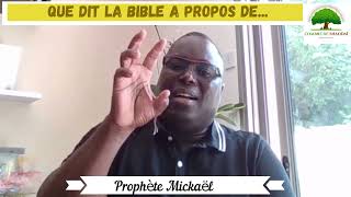 Que dit la bible à propos des femmes qui porte des vêtements dhommes [upl. by Blasien276]