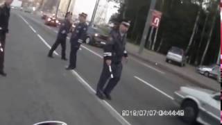 Как дпс ловит мотоциклы kun poliisi saaliit motorcyclists prank motorrad vs polizei [upl. by Isidora700]