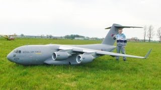 GIANT SCALE C17 GLOBEMASTER  COLIN STRAUSS AT ROUGHAM RC PLANES  2004 [upl. by Ignaz552]