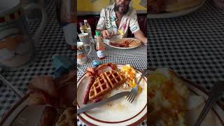 BBees Breakfast Dinner Sanford Florida Great Waffles Superb friendly and timely service 1❤️ [upl. by Lavine732]