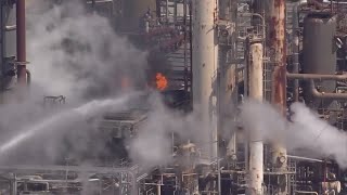 Fire at Marathon Galveston Bay refinery unit in Texas City [upl. by Witt]