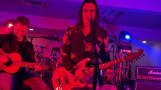 Nuno Bettencourt amp Family  Nuno Noodling Between Songs  Turkey Jam 2023 Hudson MA 112423 [upl. by Berny]