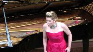 Joyce DiDonato  quotVoi che sapetequot  Mozart Teatro Colón 2012 [upl. by Ahseral]