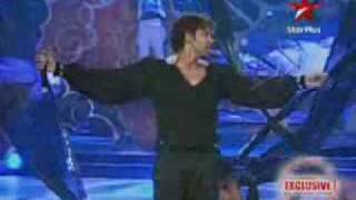 Hrithik Roshan singing at IIFA 2010 [upl. by Notlef699]