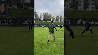 goalkeeper goalkeepertraining training portero goalkeepers [upl. by Nairehs90]