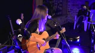 Concert acoustique  La Corrida  Francis Cabrel par Elina le 04052013 [upl. by Krasner876]