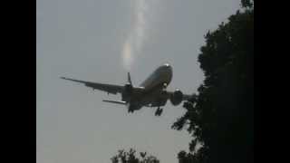 Delta Airlines Boeing 777200LR Spirit of Atlanta N702DL landing in LAX [upl. by Gentes661]