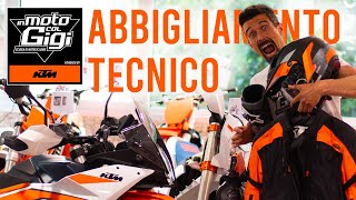 Abbigliamento tecnico per fuoristrada con maxienduro o enduro specialistico facciamo chiarezza [upl. by Lottie]