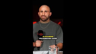 Volkanovski Analyzes Topurias Challenge [upl. by Dewitt]