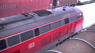 BR 218 bei Rangierfahrt im Bahnhof HofSaale [upl. by Atilamrac64]