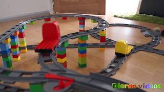 Duplo trein een coole duplo treinbaan gemaakt door Ties op dieren videos [upl. by Epotimet]