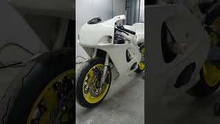 suzuki gsxr750 srad classic superbike build suzukigsxr750 classicsuperbike roadracing [upl. by Stilla]