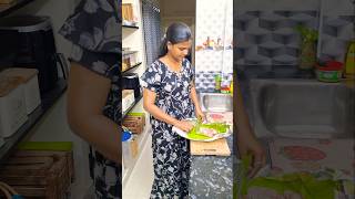 Minivlog514🤗 chicken gravy 😋  Dec 9 shorts dinner vlog minivlog home diml tamil food [upl. by Mayeda]