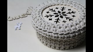 Koszyk na szydełku z pokrywką na drewnianej bazie Ścieg tkany bez szwu Crochet basket with lid [upl. by Housum663]