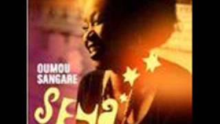 Yo Djile OUMOU SANGARE [upl. by Atalanti268]