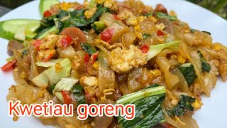 Cara membuat KWETIAU GORENG yang enak  Menu sederhana rasa mewah [upl. by Celle]