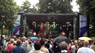 BOOSTER LIVE Eine Stadt Ein Fest Mönchengladbach 11082013 [upl. by Elleral]