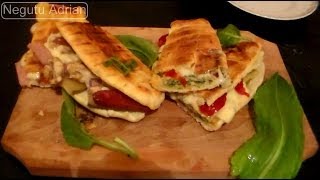 Reteta Sandwich cu Omleta  Garden sorrel omelette sandwich [upl. by Mailliwnhoj]