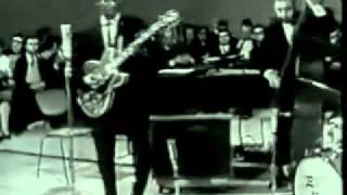 Chuck Berry  Johnny B Goode Live 1958 [upl. by Dor]