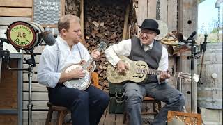 Deep Ellem blues played on a 1920ś Dobro Mandolin an the Duolian [upl. by Tobey816]