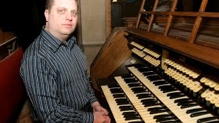 Bach Toccata in d minor  Stephen Tharp Organist [upl. by Akemit]