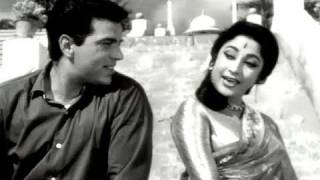 Ab Do Dilon Ki Mushkil  Dharmendra Mala Sinha Pooja Ke Phool Song [upl. by Assanav]