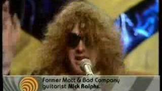 Mott The Hoople  Roll Away The Stone [upl. by Stine695]