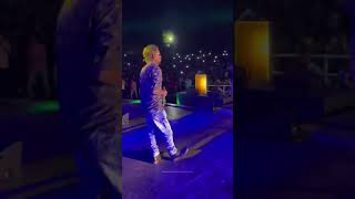 කවදත් හදවතේ අංක එක චාමර වීරසිංහ chamara live in parinamaya concert at vihara Mahadevi park [upl. by Taima]