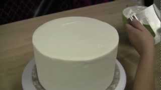 How To Ice A Cake With Straight Sides and Sharp Edges The Krazy Kool Cakes Way [upl. by Atinrev956]