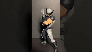 Posing Mafex Wolverine [upl. by Fin]