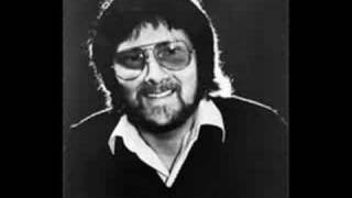 Gerry Rafferty  The Right Moment [upl. by Egroj59]