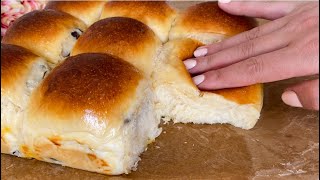 So leicht backen Sie die besten Rosinenbrötchen der Welt  Köstliches Rezept [upl. by Hauck]