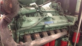 V12 Detroit diesel 12v92 twin turbo cold start [upl. by Nanette]