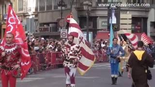 Abanderados de Arezzo  Desfile Moros y Cristianos  Nou Octubre 2016 [upl. by Ecniv]