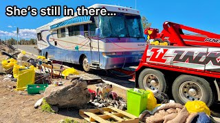 Squatter takes over abandoned RV Until I take it away [upl. by Nemaj]