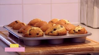 Les Muffins aux Pepites de Chocolat  Claras Kitchenette  Episode 10 [upl. by Andri]