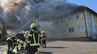 20 Feuerwehren bei Großbrand einer Hofbäckerei in Wartberg an der Krems im Einsatz [upl. by Neret192]