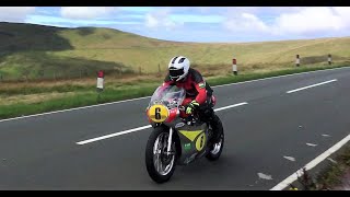 Classic TT Isle of Man  amazing sounding bikes ridden to the limit [upl. by Nirra946]