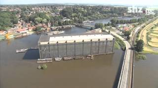 ElbeHochwasser in Lauenburg Luftbilder [upl. by Ymirej]