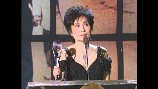 Yoko Ono accepts John Lennons Rock and Roll Hall of Fame Award [upl. by Arriaet]